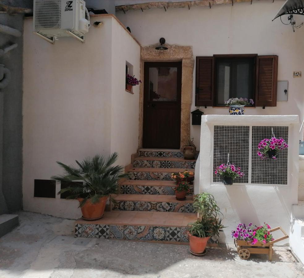 Blue Cottage Monolocale Centro Sciacca Eksteriør bilde