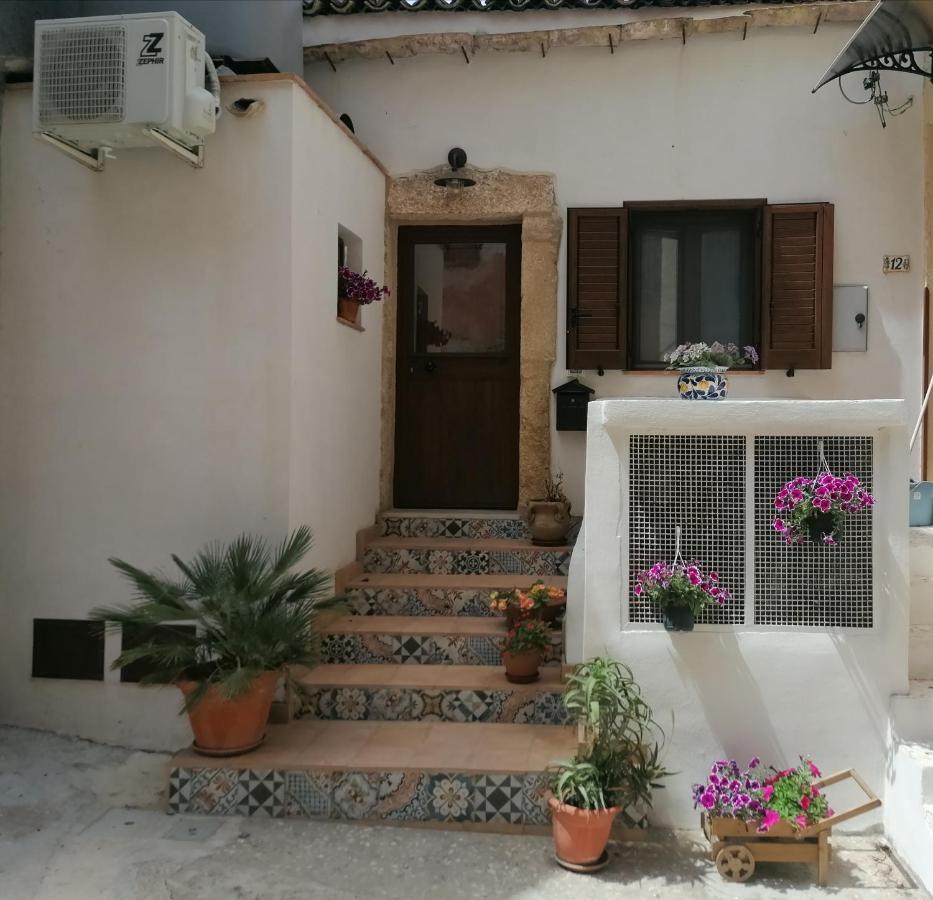 Blue Cottage Monolocale Centro Sciacca Eksteriør bilde